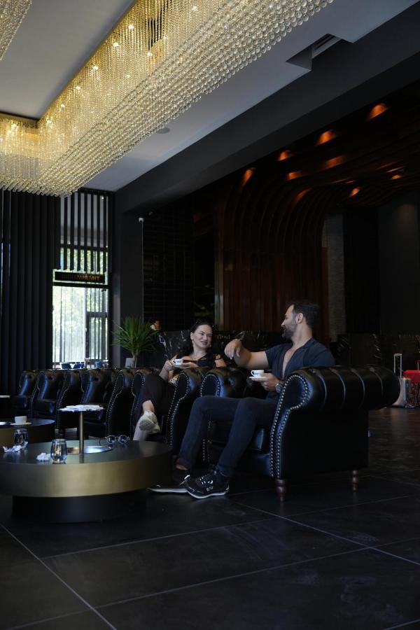 Marlen Hotel Bayrakli Esmirna Exterior foto